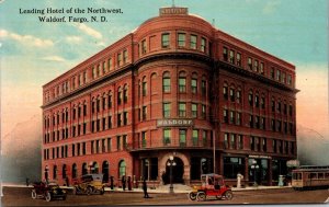 Postcard Leading Hotel of the Northwest, Waldorf in Fargo, North Dakota~1700