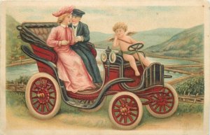 Embossed 1908 chromo romantic lovers couple romance love car cupid automobile