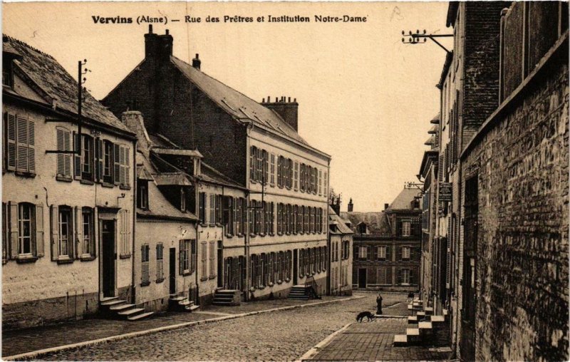 CPA Vervins. Rue des Prétres et Institution Notre Dame. (665974)