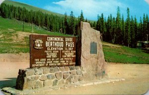 Colorado Berthoud Pass Continental Divide Roadside Marker