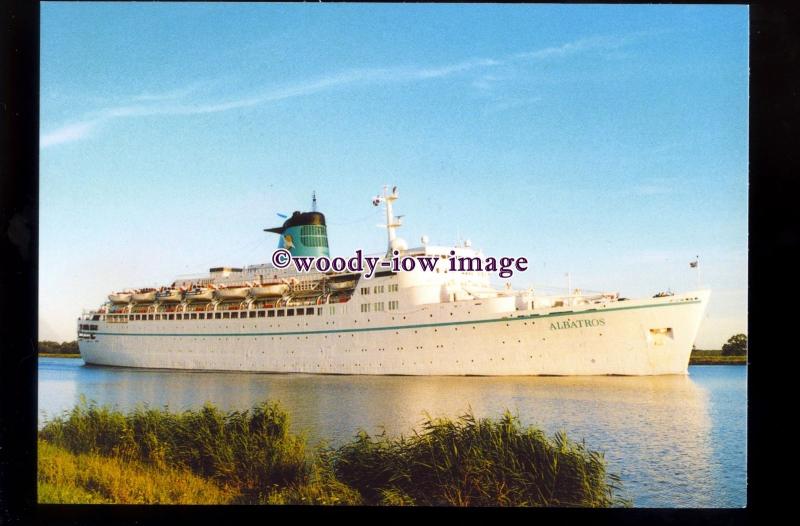 SIM0331 -  Liner - Albatros , built 1957 ex Sylvania ex Fairwind - postcard