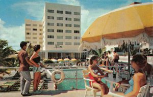 THE ALLISON Miami Beach, Florida Swimming Pool Roadside c1950s Vintage Postcard