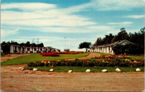 VINTAGE POSTCARD WHITE HOUSE LODGE & DINING ROOM SAINT JOHN NEW BRUNSWICK CANADA