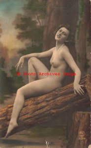 918763-Studio Shot, Tinted Photo, Beautiful Risque Nude French Woman