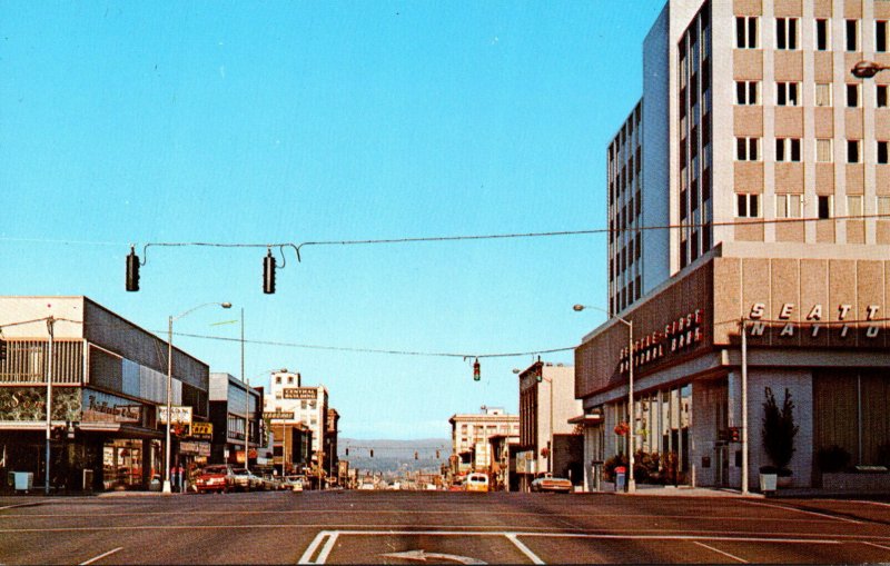 Washington Everett Hewitt Avenue Looking East