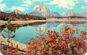 postcard WY - Mt. Moran and Snake River