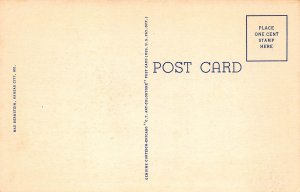 Kansas City Missouri Country Club Plaza - Linen Postcard