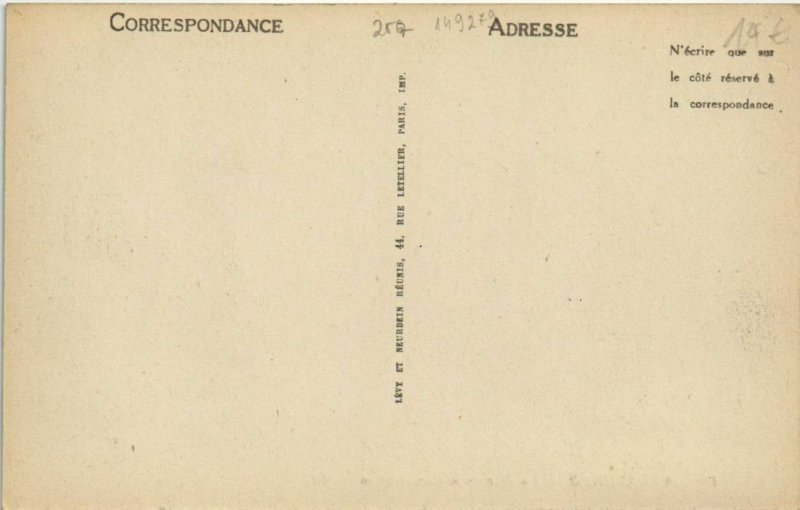 CPA AVRANCHES - La Rue de la Constitution (149279)