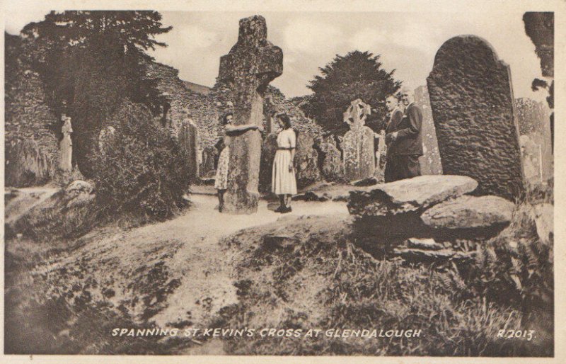 Ireland Postcard - Spanning St Kevin's Cross at Glendalough - Co Wicklow - 7458A