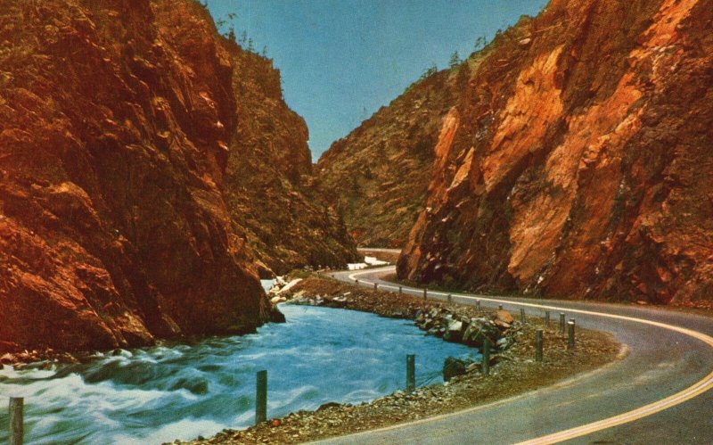 Vintage Postcard Big Thompson Canyon Inspiring Massive Rock Formation Colorado