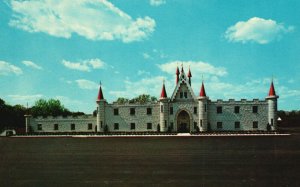 Vintage Postcard Dutch Wonderland Castle Gift Shop Lancaster PA Enchantment