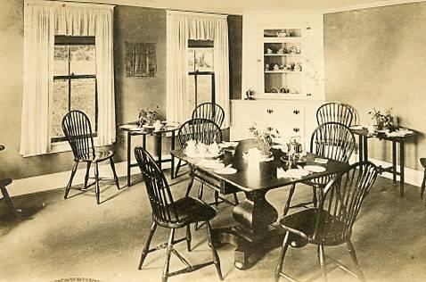 NH - Dover, The Bee Hive Tea House   RPPC