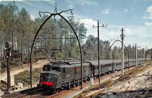 Lot150 train railway france through the moors between Bordeaux and Irun