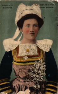 CPA AK Folklore Costumes Bretons Riec-sur-Bélon Costume de Mariée (698994)