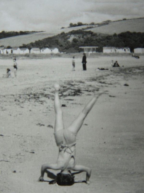 Cornwall PAR SANDS Beach showing CHILD DOING HAND STAND c1951 RP Postcard