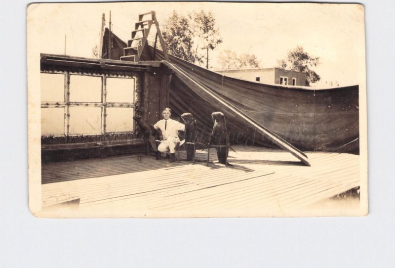 RPPC REAL PHOTO POSTCARD HARRY BROWN AND HIS TRAINED SEALS - THREE SEALS DOING T