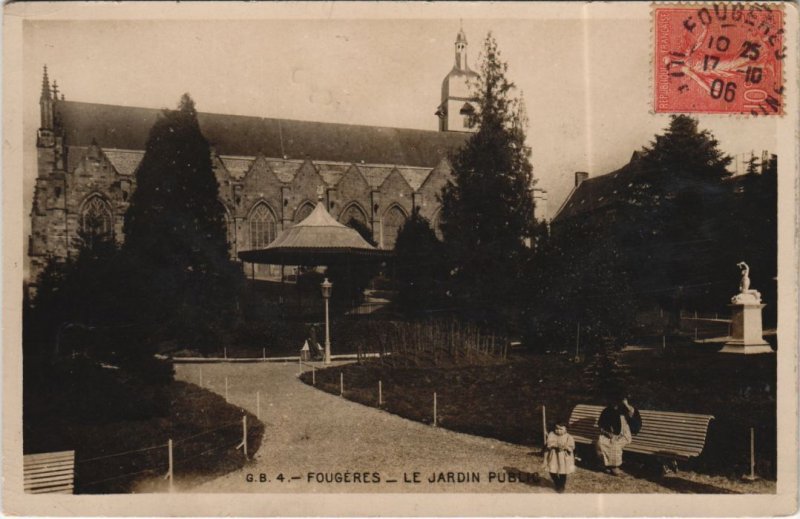 CPA Fougeres Jardin Public (1236623)