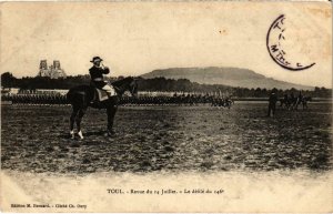 CPA Militaire Toul - Revue du 14 Juillet - La défilé du 146e (90448)