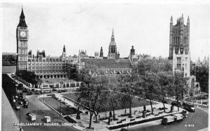 UK Parliament square London 01.55