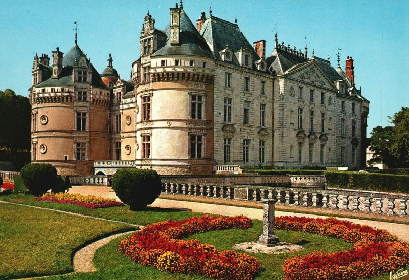 Postcard Les Merveilles De La Valle Du Loir Le Chateau Gauche Le Lude France