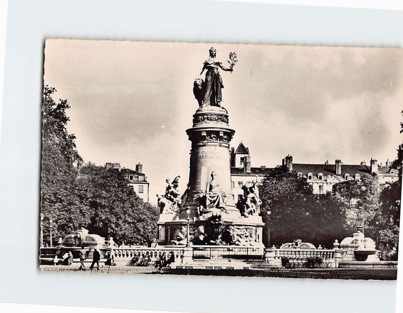 Postcard Monument de la République, Place Carnot, Lyon, France