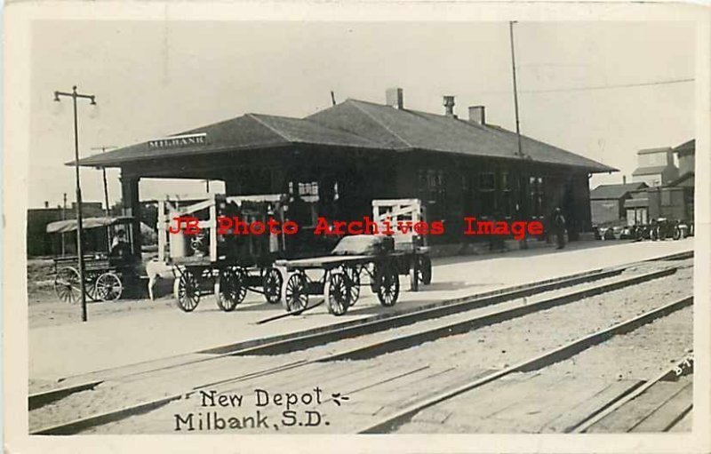 Depot, South Dakota, Milbank, RPPC, Chicago Milwaukee & St Paul Railroad Station