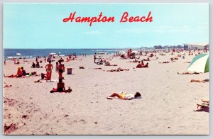 Hampton Beach New Hampshire Sun Bathing Resorts Sandy Strand To The Sea Postcard