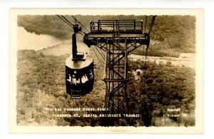 NH - Franconia Notch. Cannon Mt Aerial Tramway,  Passing First Tower  RPPC