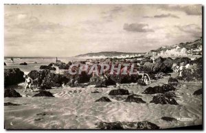 Modern Postcard Blonville sur Mer black rocks