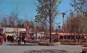 Kiddie Land Miniature Golf Course Lincoln Park Amusement Dartmouth MA postcard