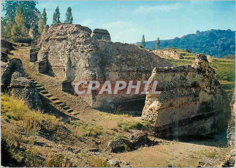 Postcard Modern Lillebonne (Seine Mar) The Ancient Theater Islands