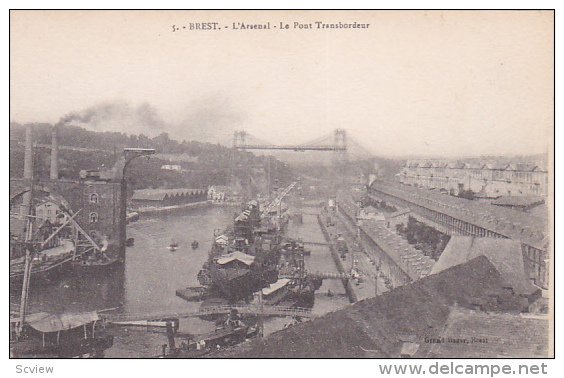 BREST, L'Arsenal , Le Pont Transbordeur, Finistere, France, 00-10s