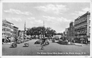 KEENE NEW HAMPSHIRE~WIDEST PAVED MAIN STREET IN THE WORLD POSTCARD 1940s
