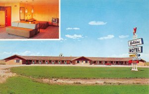 Webster, South Dakota. Holiday Motel, AA368-20