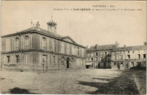 CPA VOUZIERS - Hotel de Ville et Cafe Lapage (134846)