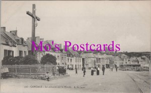 France Postcard - Cancale, Le Calvaire Sur La Houle   HM305