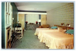 c1950 Kirby's Motel Ultra Modern Restaurant West Of Rochester New York Postcard