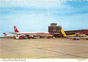 B57765 Regina Saskatchewan Canada plane avions airport   aeroport