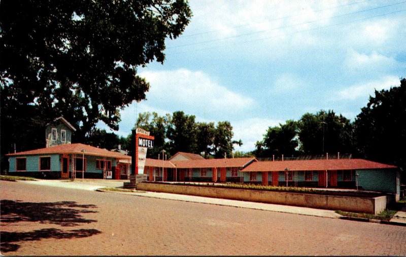 Kansas Fort Scott The Azure Sky Motel