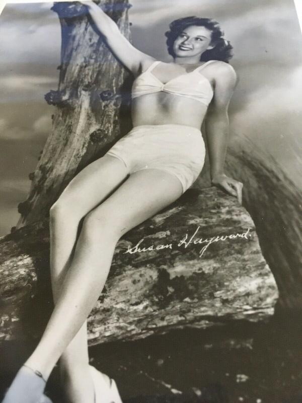 Vintage Actress Bathing Beauty Susan Hayward photo Postcard 5-1/2x7