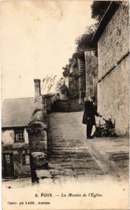 CPA POIX-de-PICARDIE La Montee de l'Eglise (1292392)