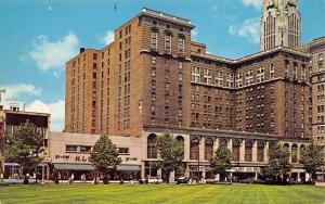 Columbus Ohio 1960s Postcard The Neil House Motor Hotel