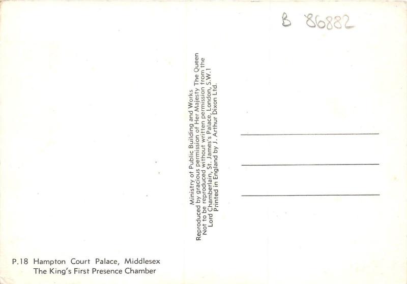 B86882 hampton court palace middlesex  uk