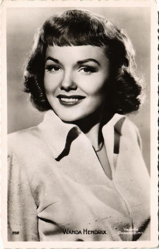 CPA AK WANDA HENDRIX FILM STAR (465316)