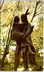 Postcard - Minnehaha And Hiawatha, Minnehaha Park - Minneapolis, Minnesota