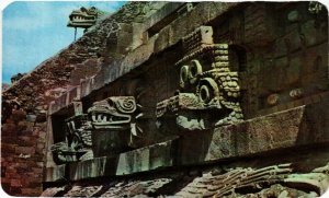 CPM AK Mexico El Templo de Quetzalcoatl MEXICO (598991)