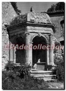 Modern Postcard Les Baux de Provence