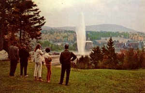 VT - Mt Snow. The Fountain    