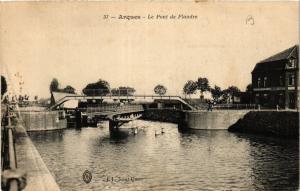 CPA ARQUES Le Pont de Flandre (414288)