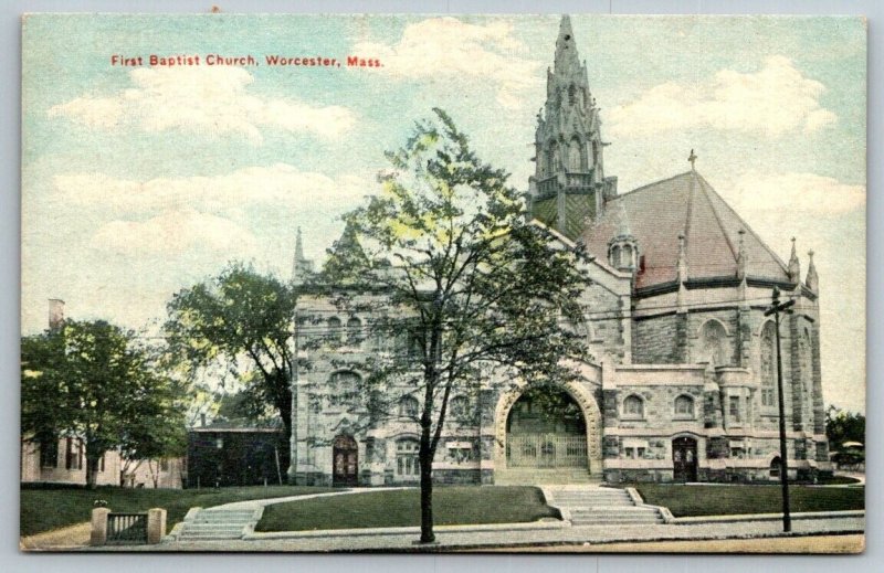 First Baptist Church  Worcester  Massachusetts Postcard  c1915